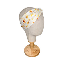 Load image into Gallery viewer, Daisies Twist Headband
